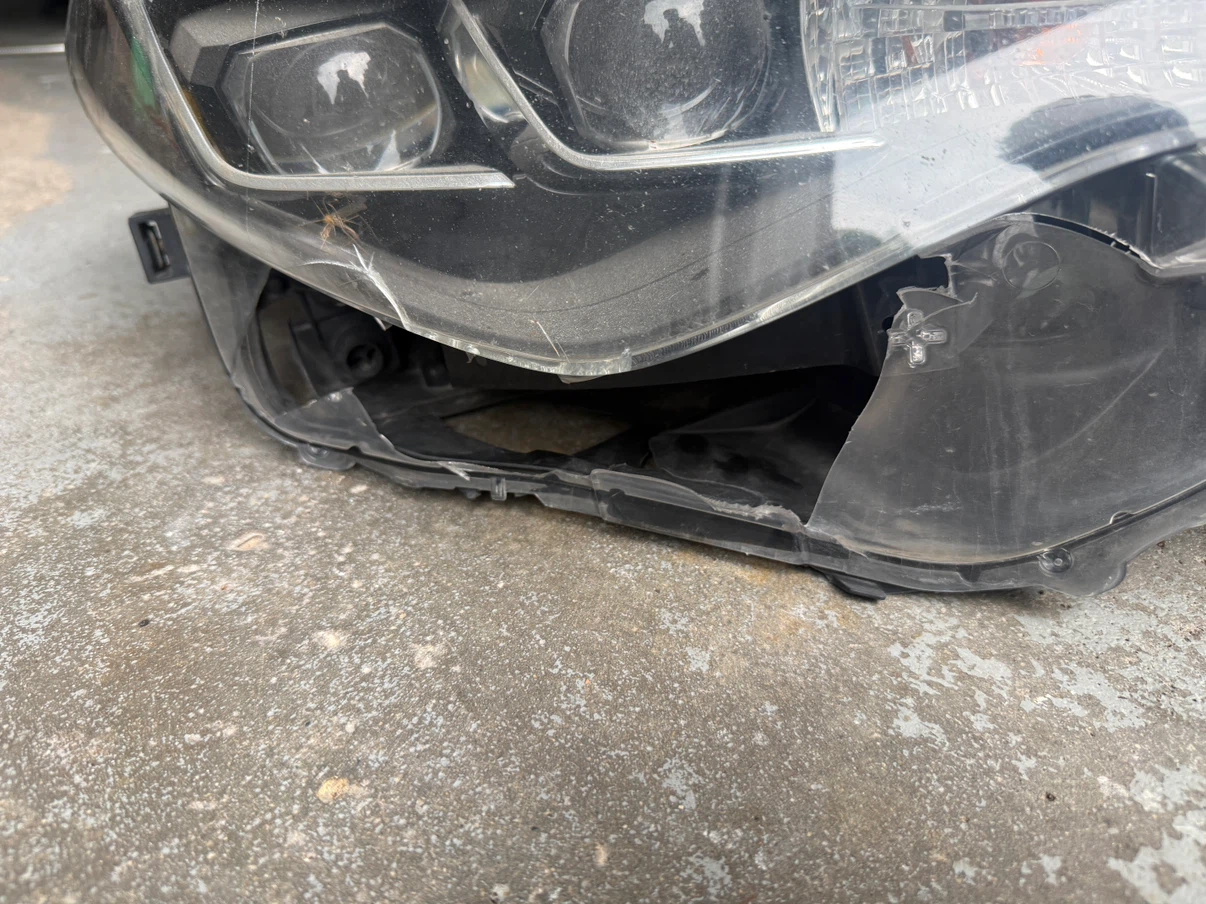 Car Headlight Assembly fro Toyota corolla se 2019 - photo 5