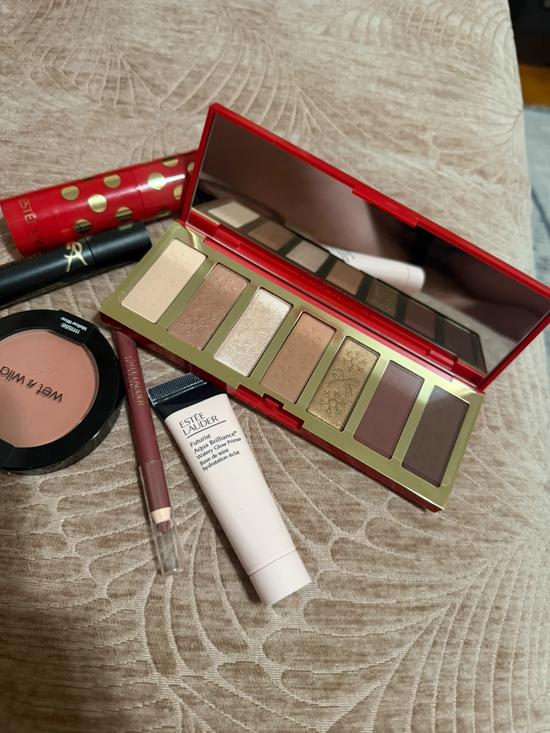 Estee Lauder Makeup Set