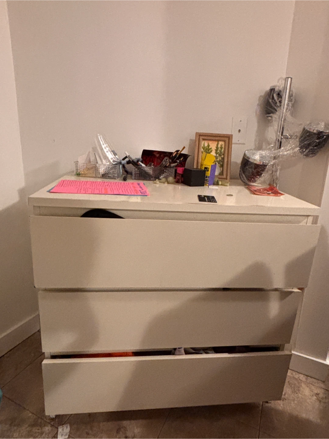 3-drawer dresser - photo 2