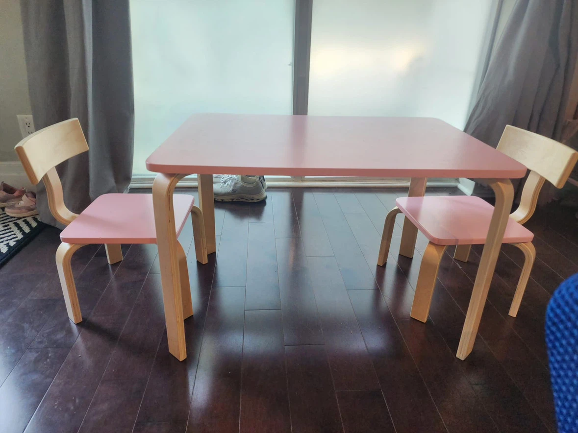 Kids Pink Table and Chairs Set - photo 3
