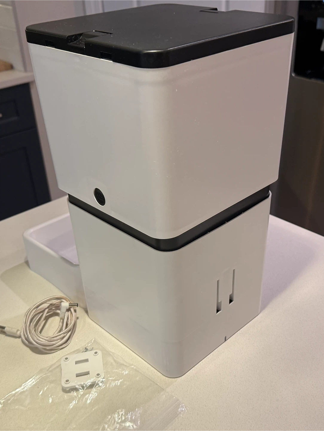 Dohonnest Automatic Pet Feeder - photo 4