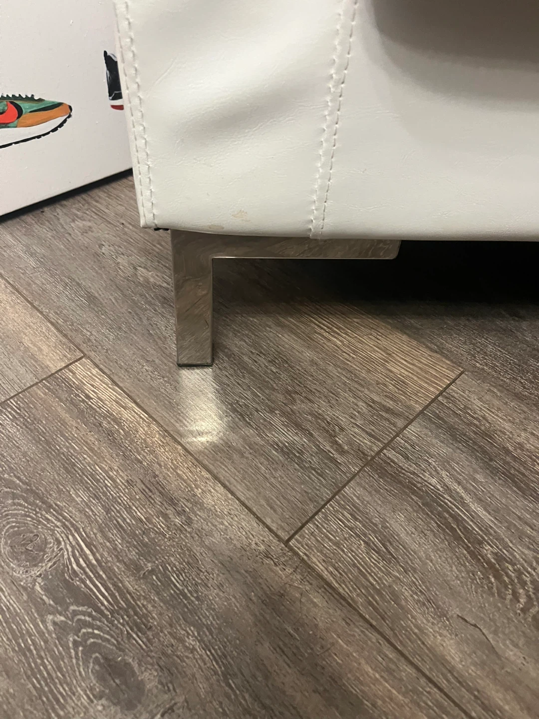 White Accent tub  Chair - photo 5