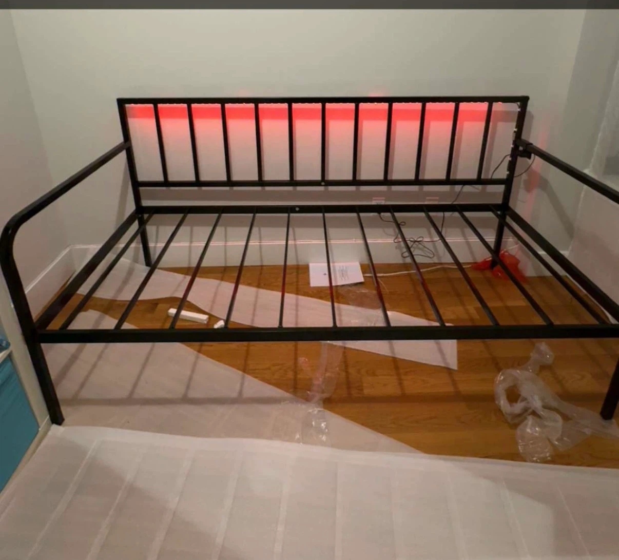 Metal Daybed