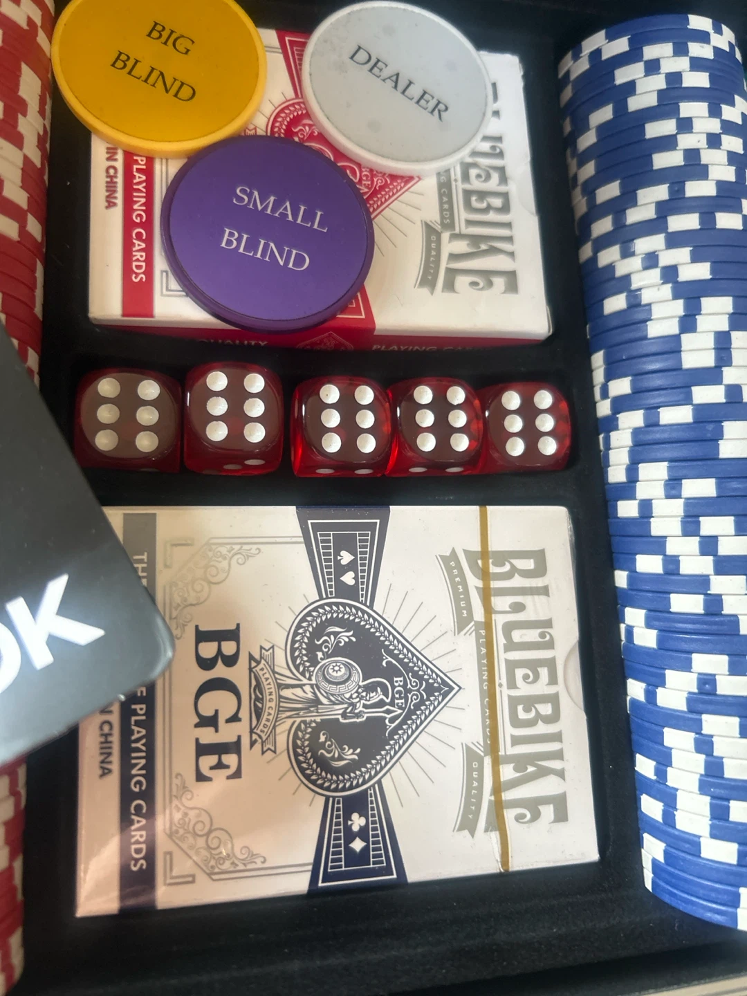 Silver fox poker set 300 chips - photo 2