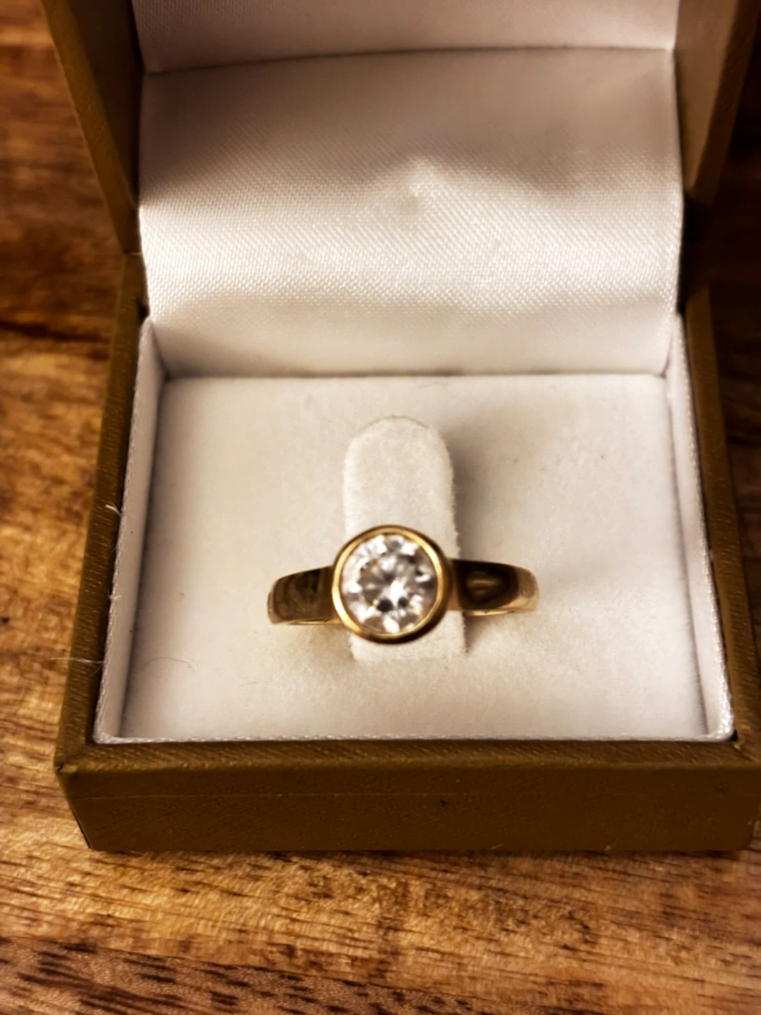 10K Gold ring with clear stone/Diamonelle