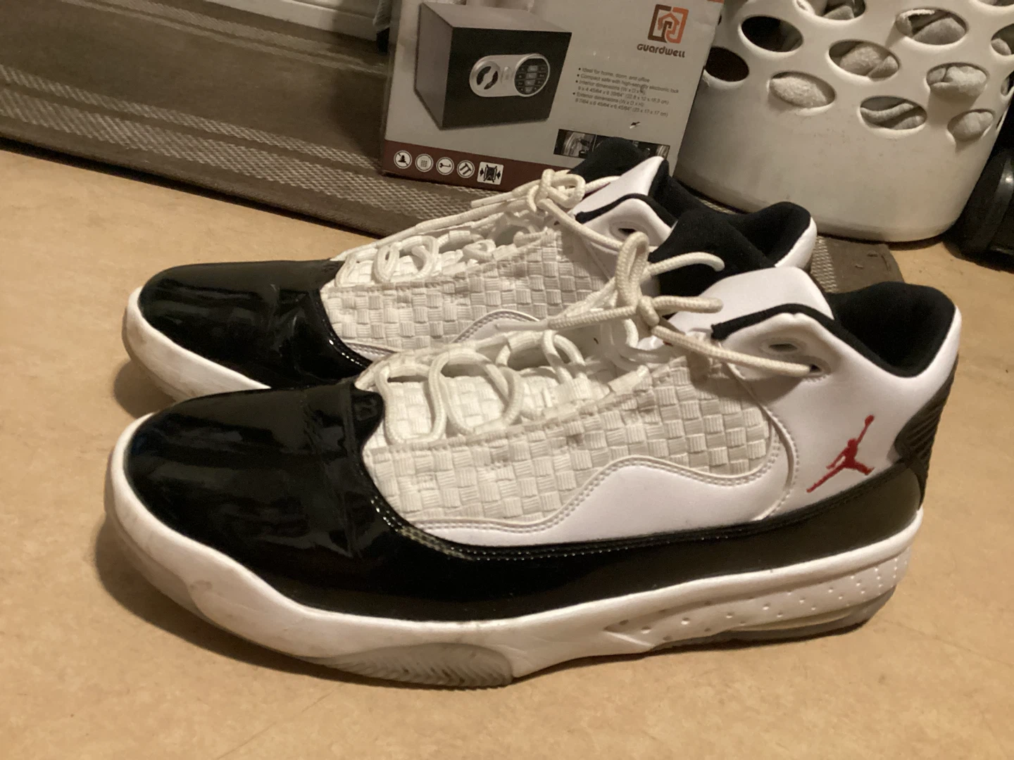 Jordan 11 Low Men's Shoes - photo 2