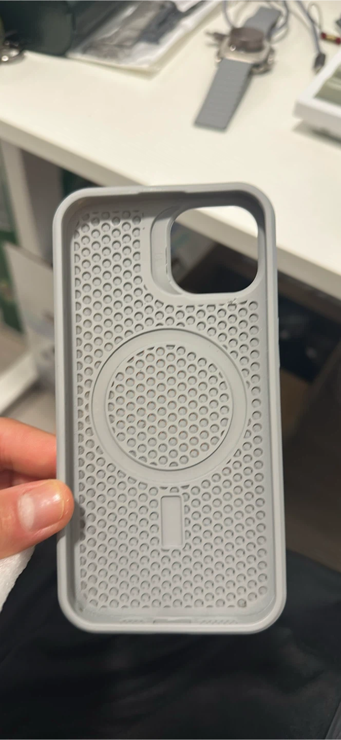 WG MagSafe Phone Case for iPhone 13 - Gray - photo 2