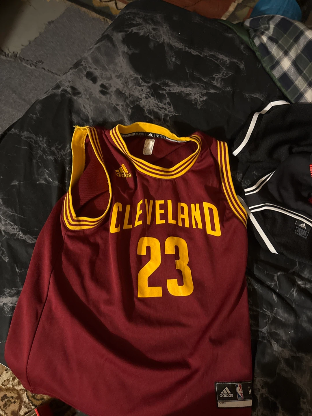 LeBron James #23 Cleveland Cavaliers Jersey