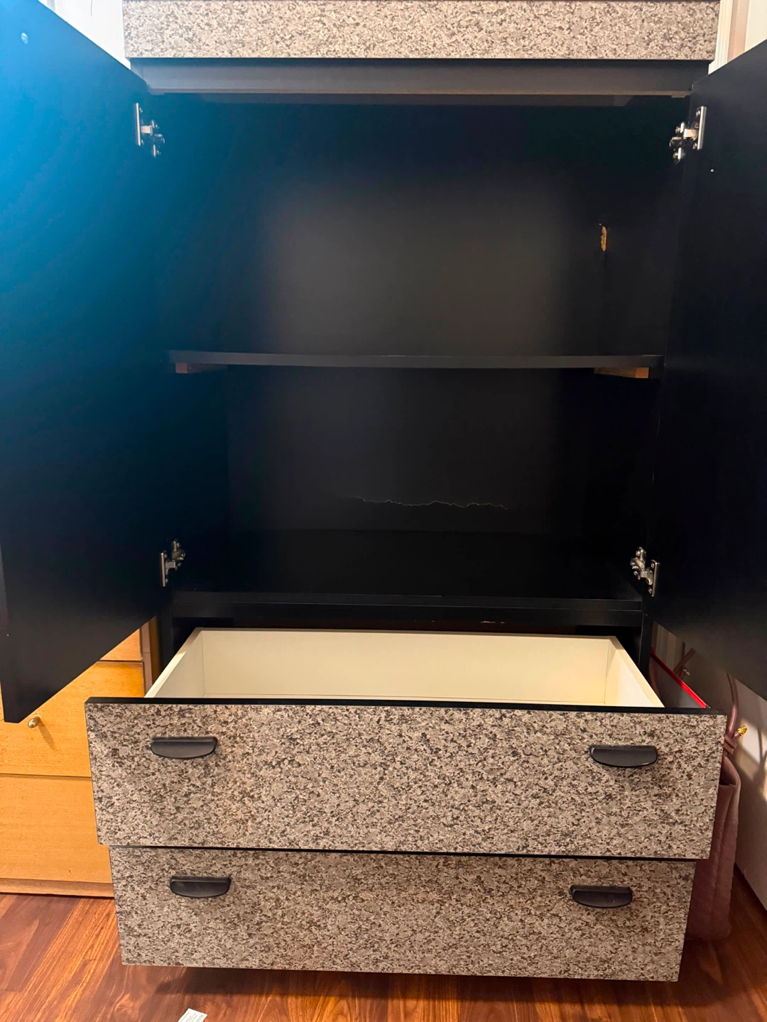 Two-door cabinet with drawers - photo 2