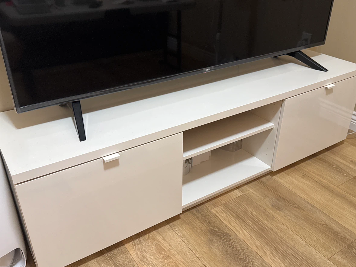 Free delivery!! TV Bench High Gloss White 160x42x45cm