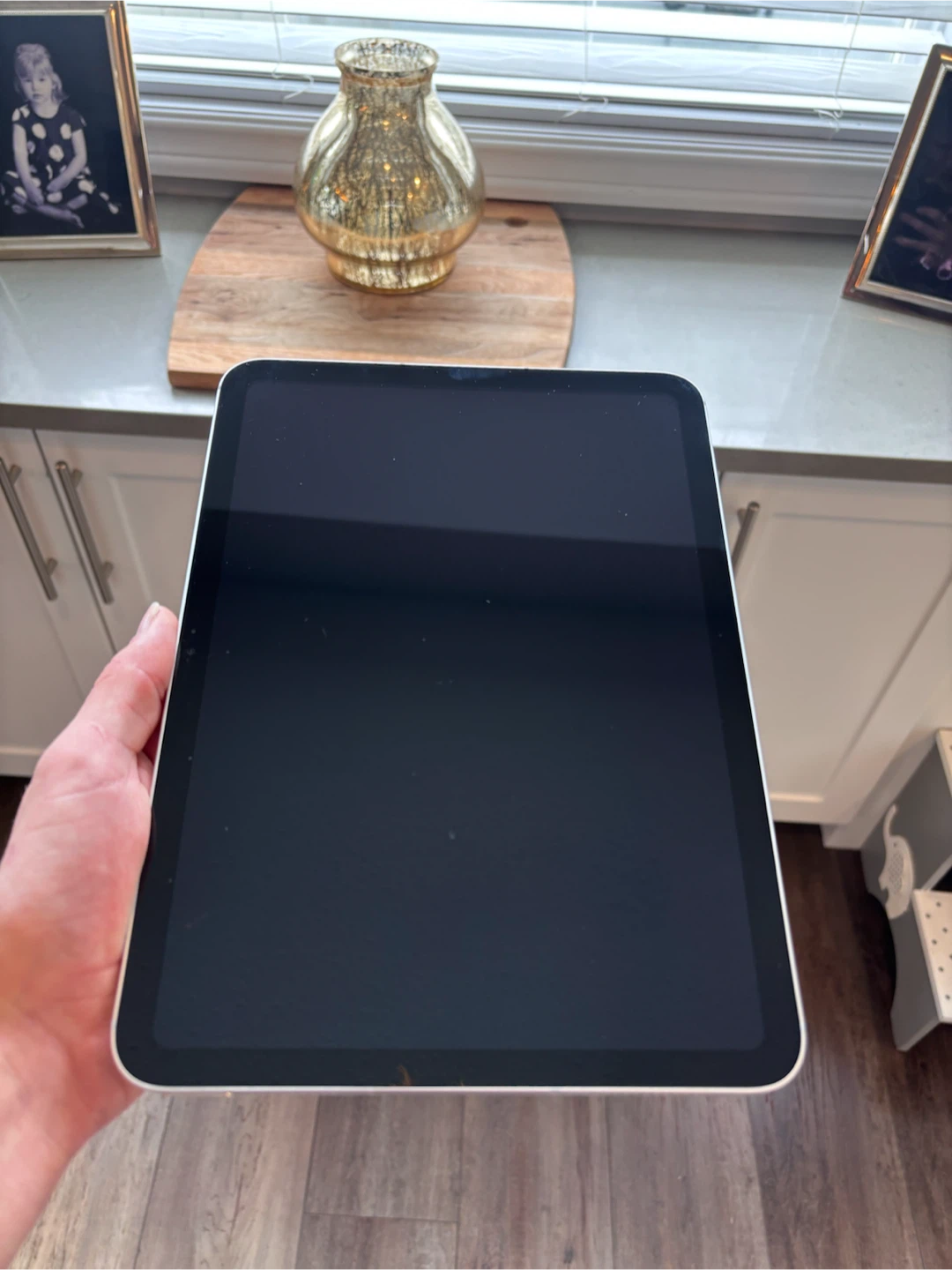 iPad 10th Gen 64GB - photo 2