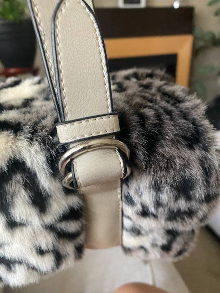 Chinese Laundry Faux Fur Leopard Print Shoulder Bag - photo 4
