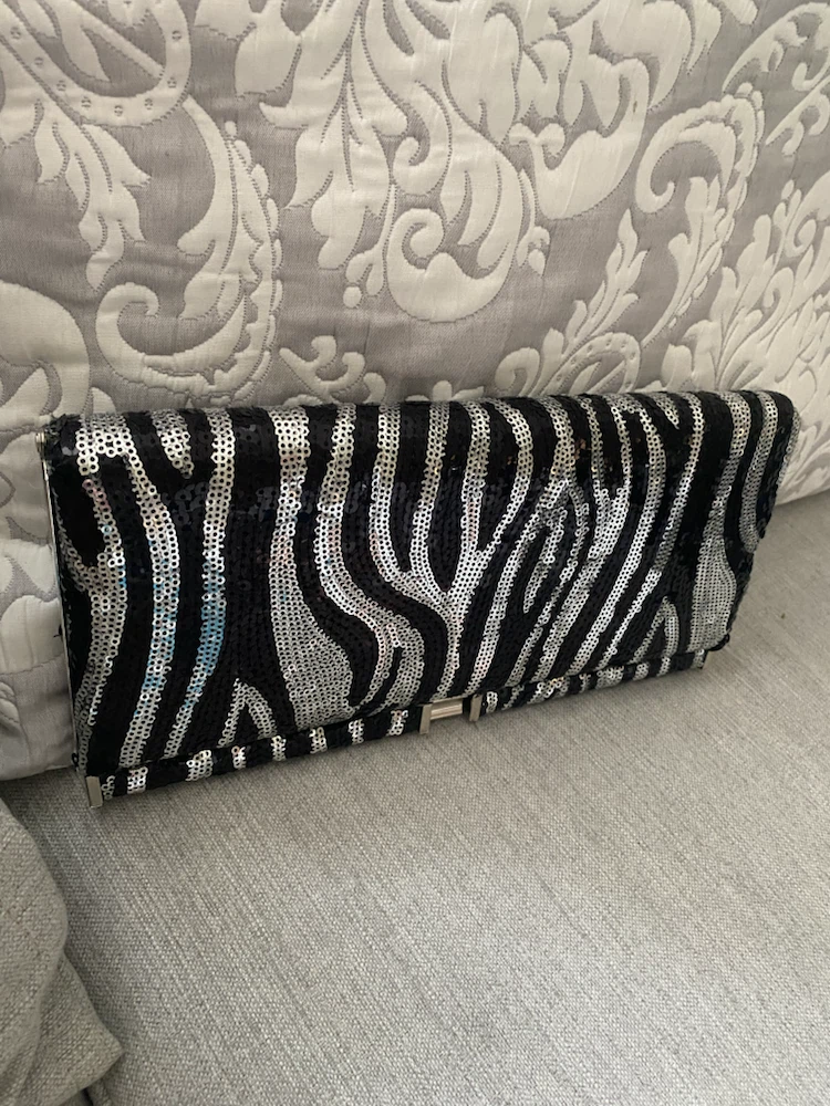 Costa Blanca Clutch with Sequins - photo 2