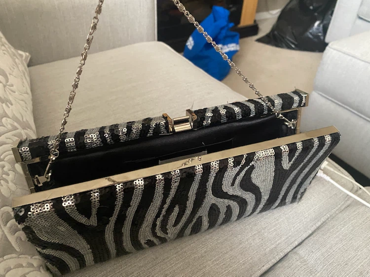 Costa Blanca Clutch with Sequins - photo 5