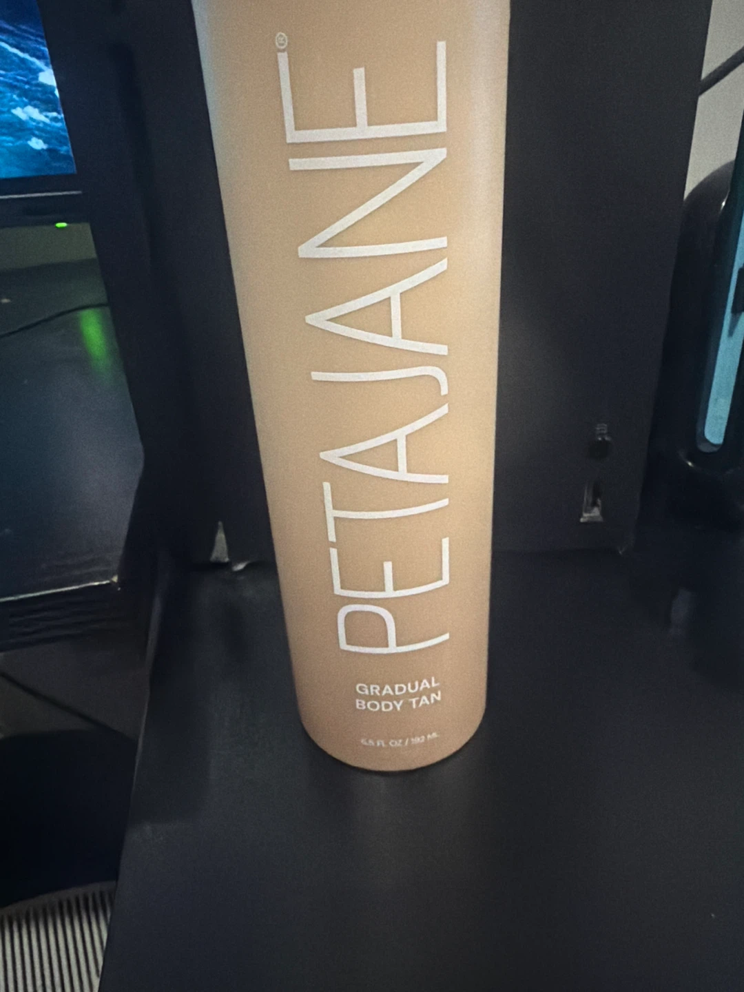 PETAJANE Gradual Body Tan Lotion 5.5 FL OZ / 162 ML