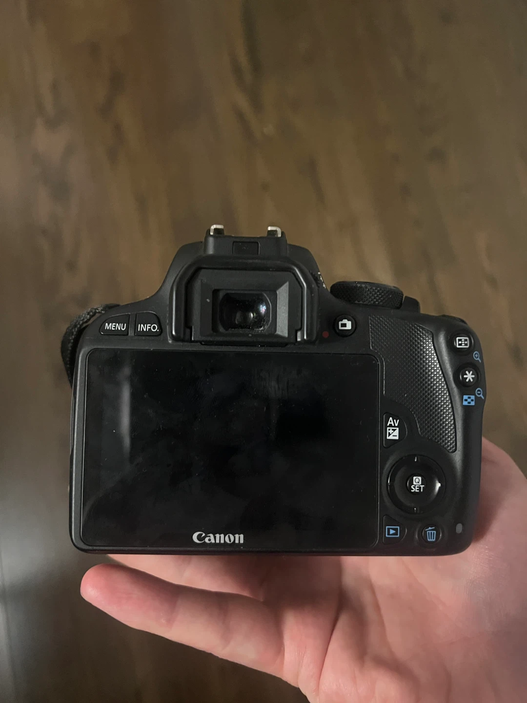 Canon EOS Rebel SL1 Camera - photo 4