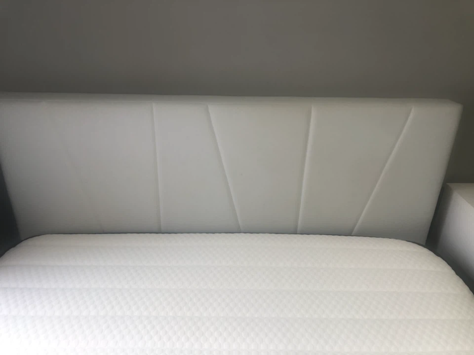 Full size Mattress with White Headboard - photo 3