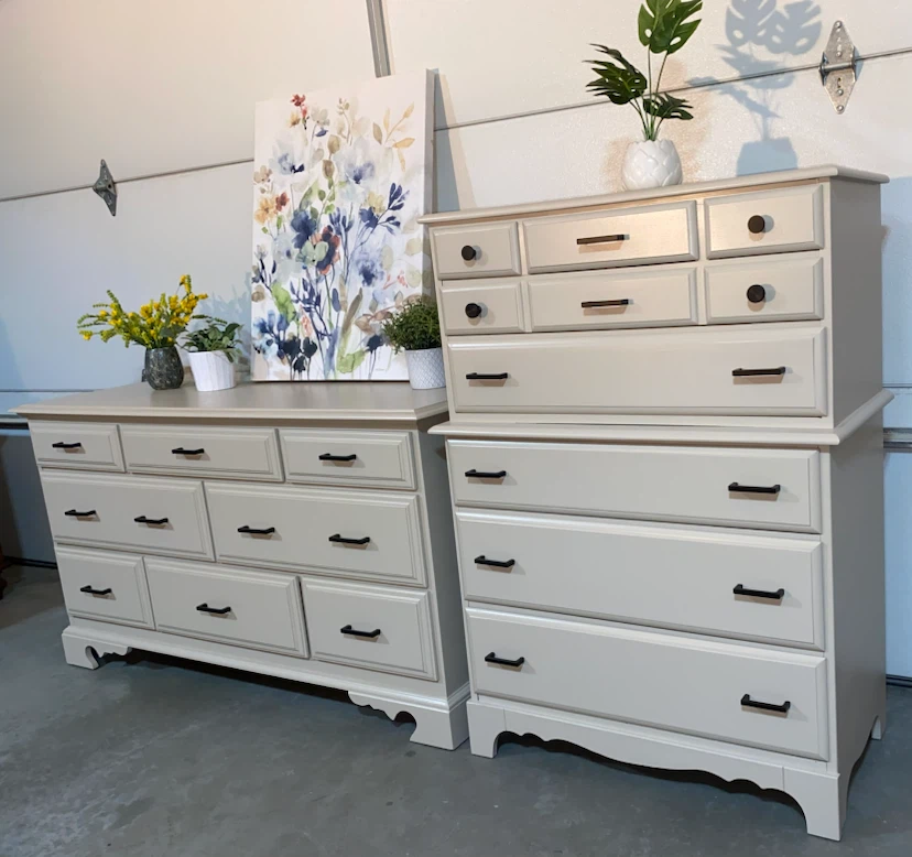 PPU Hardwood Roxton Maple Dressers Taupe & Black - photo 3