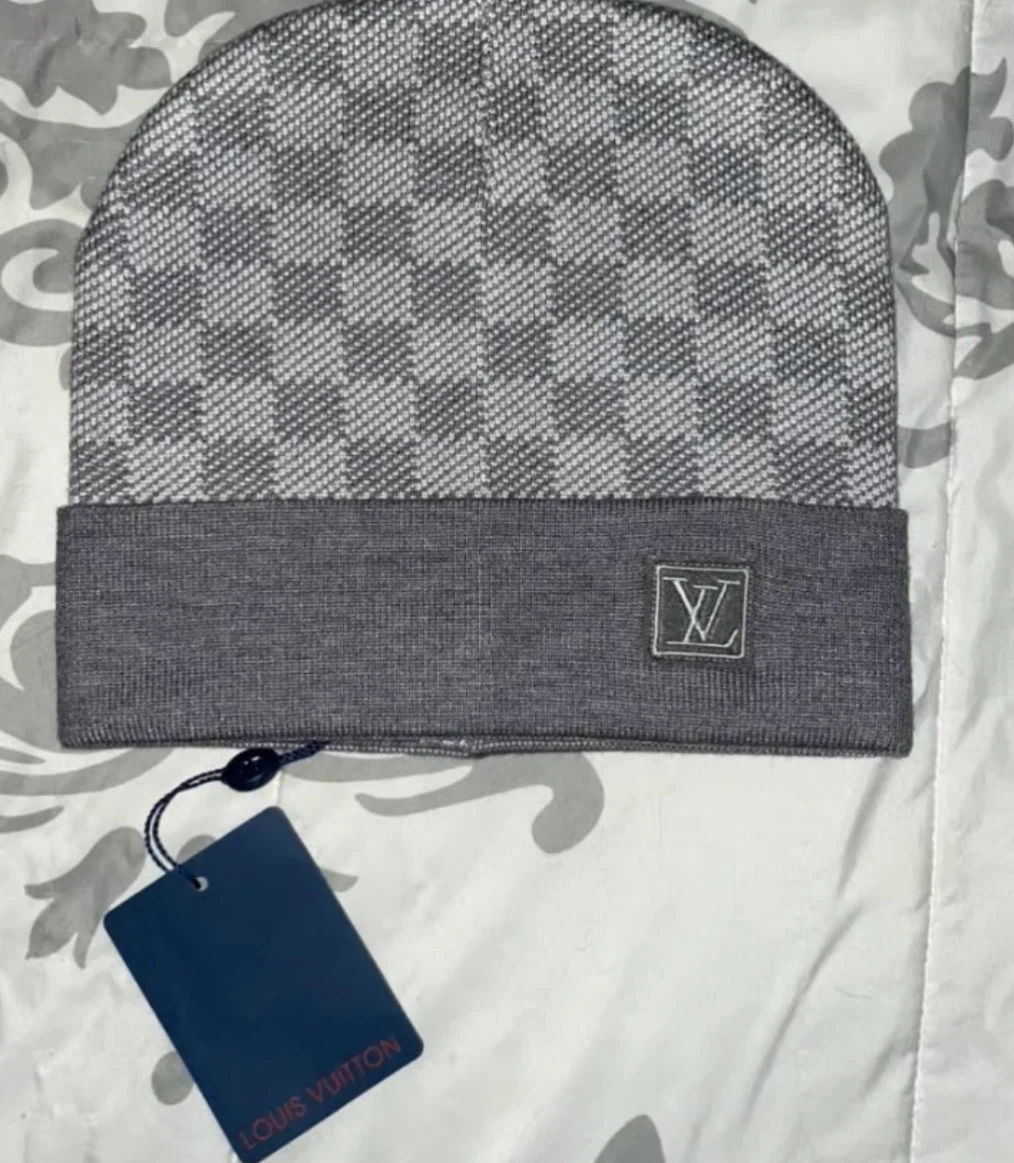 Louis Vuitton Beanie - Gray Checkerboard - photo 2