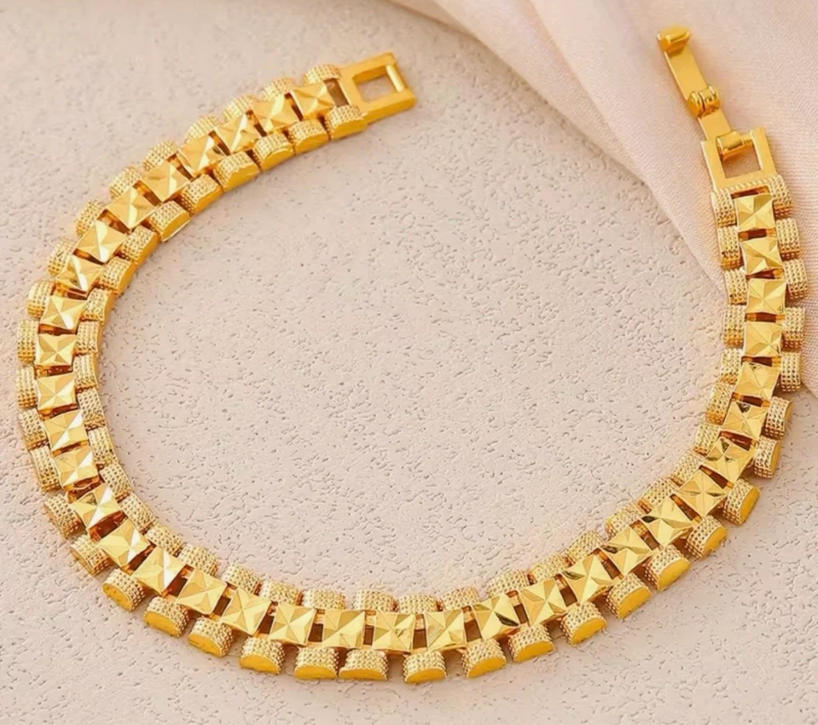 24K Plated Gold Tone Link Bracelet
