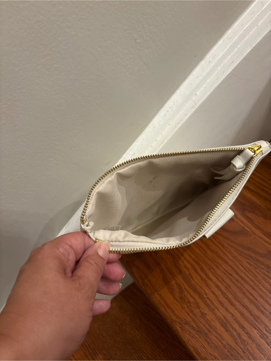 White Pouch with Floral Design - photo 2