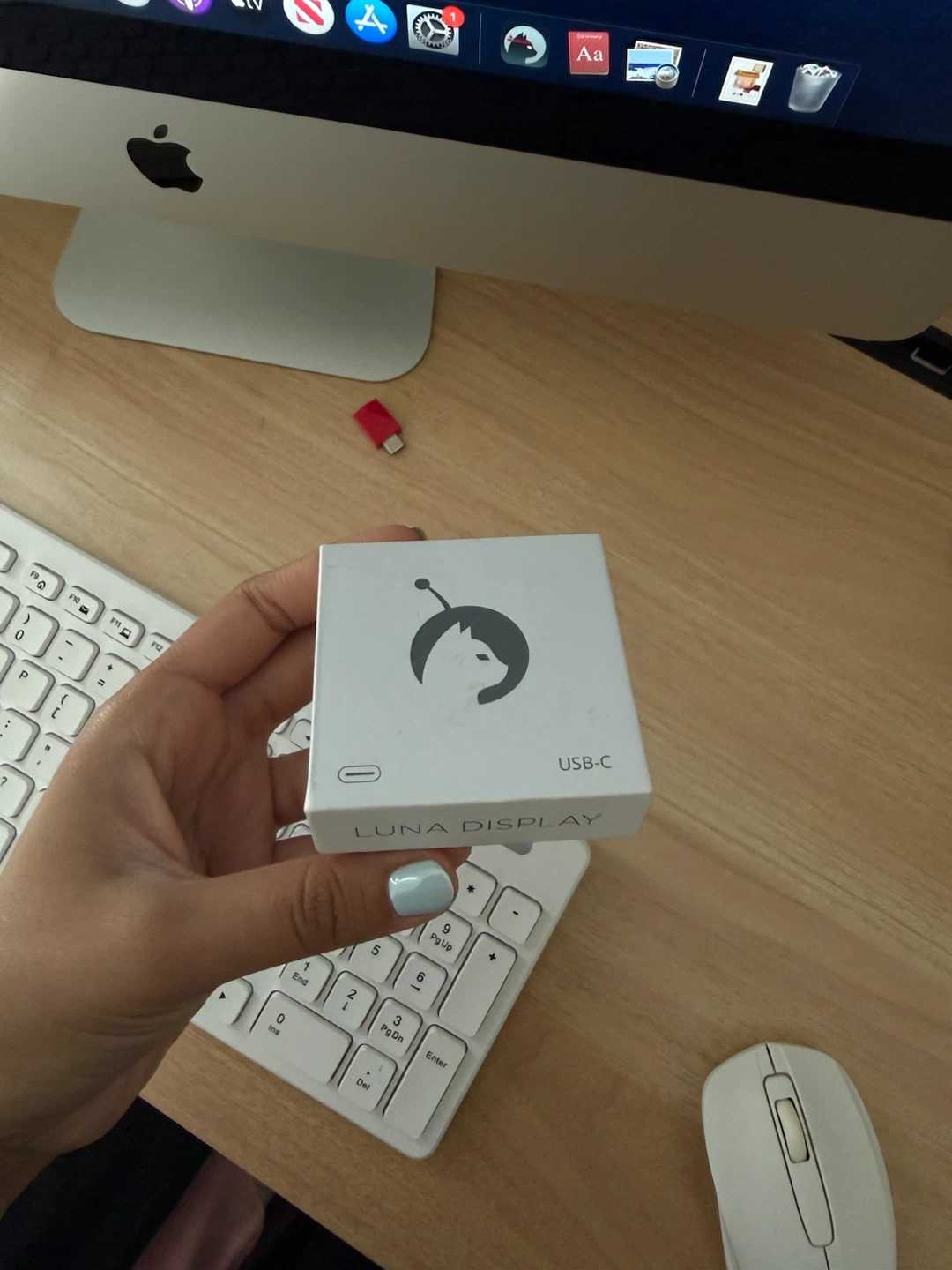 Luna Display for Dual Display