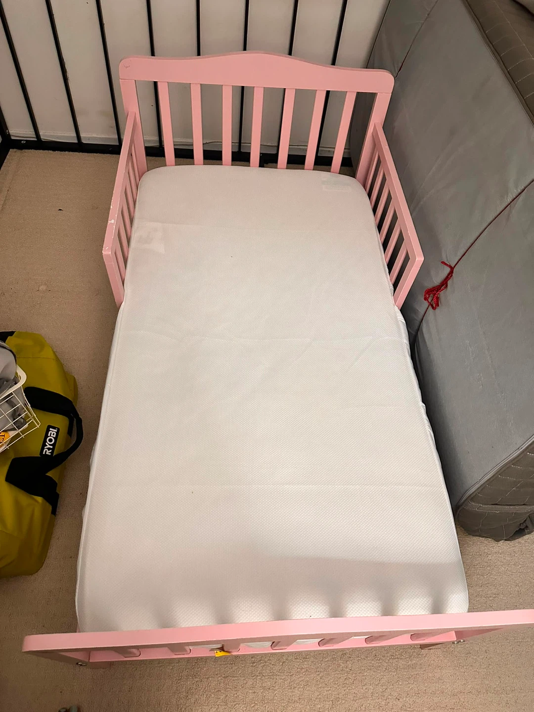 Pink Toddler Bed with Mattress - photo 3