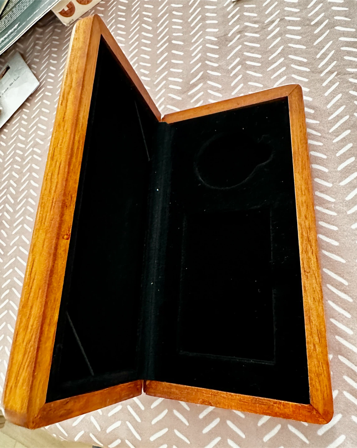 80-90s Wooden "Canada" Keepsake Box - photo 2