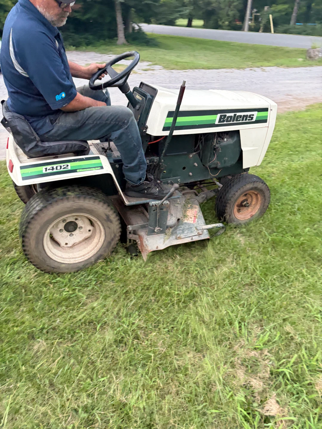 Bolens 1402 Riding Mower