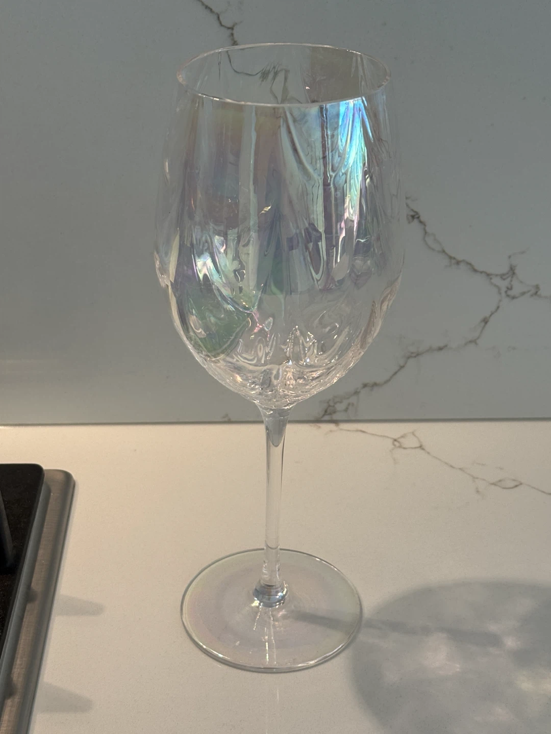 Set of 4 Iridescent Wine Glasses - photo 3