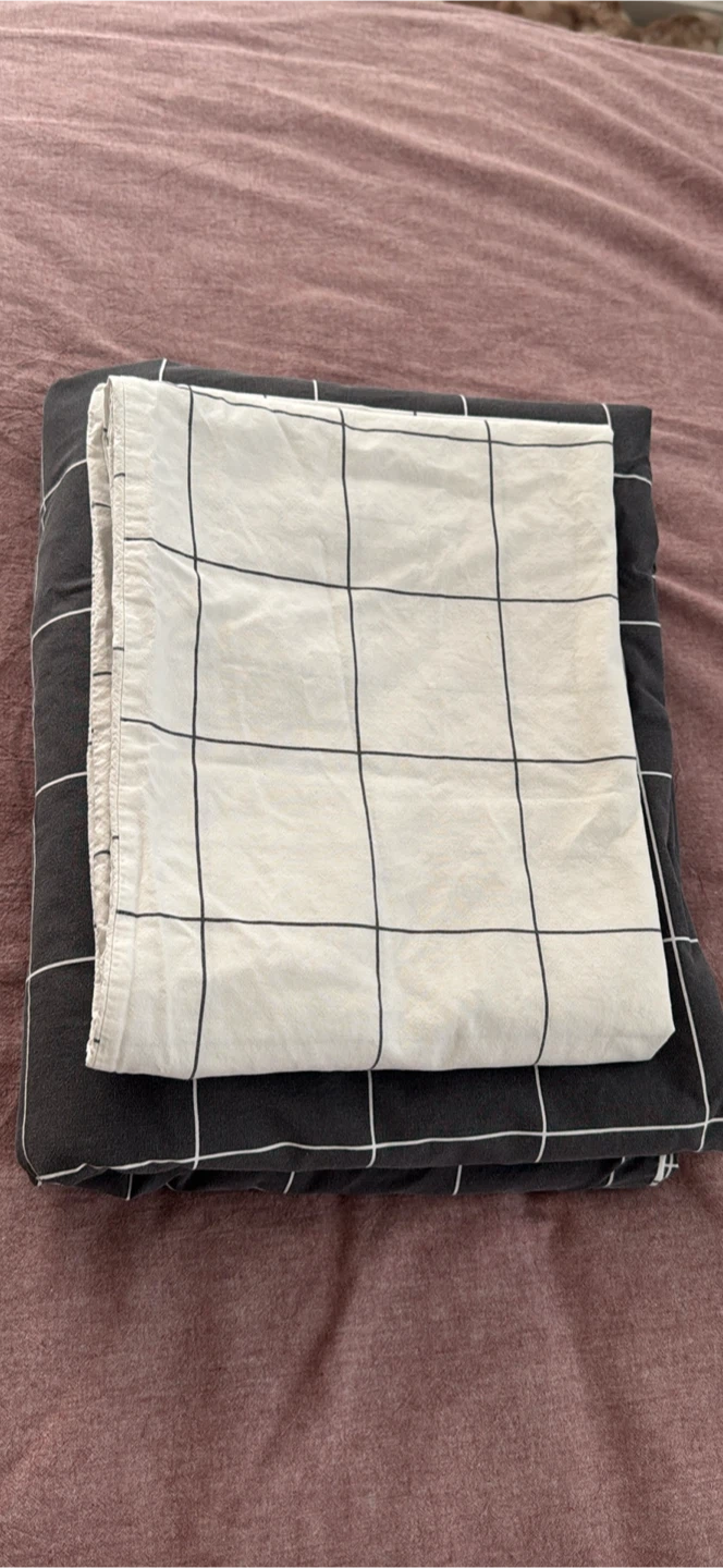 King size Duvet Cover and Pillowcase Set - photo 2