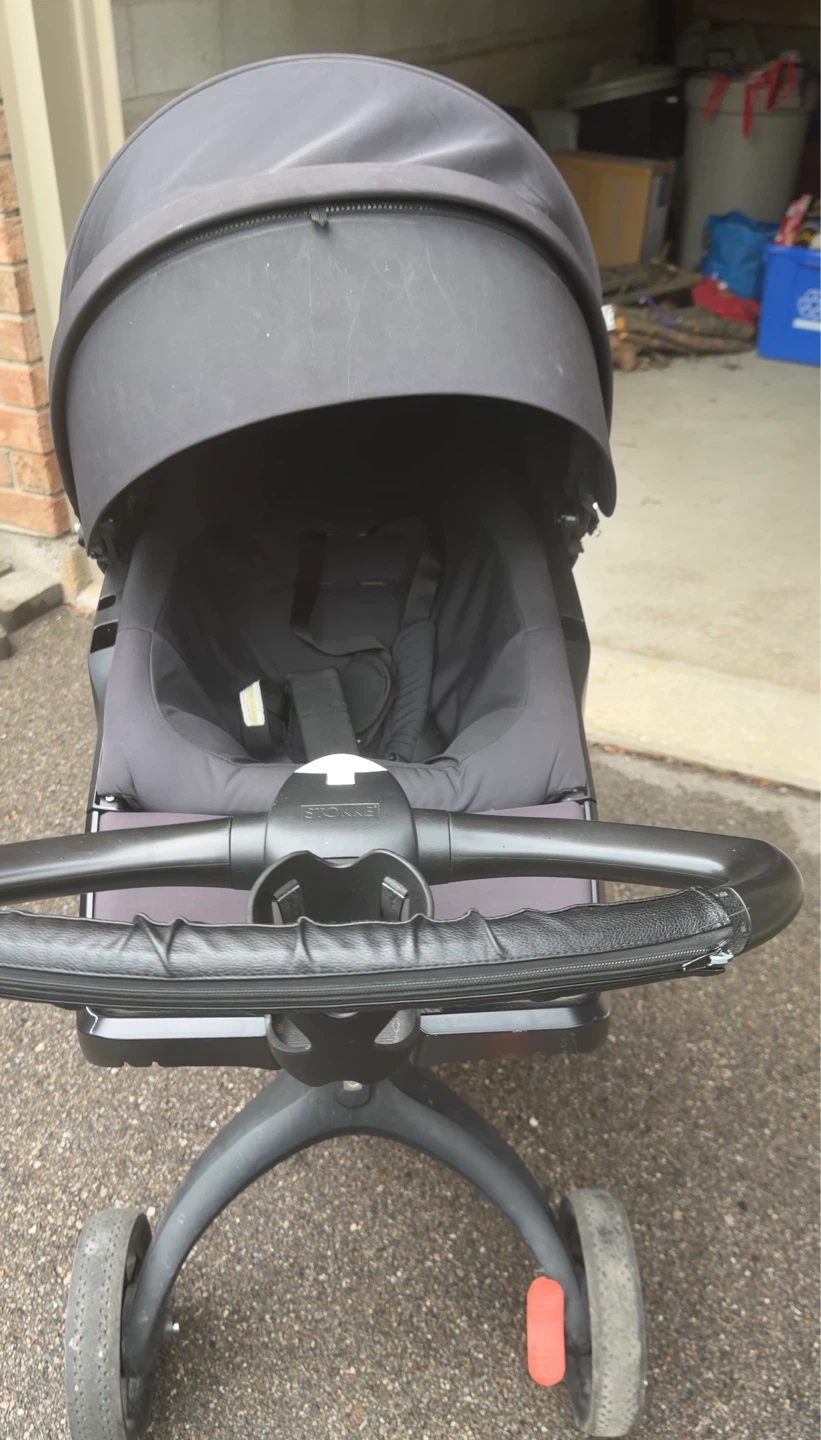 Stokke V6 Stroller + FREE Accessories - photo 5