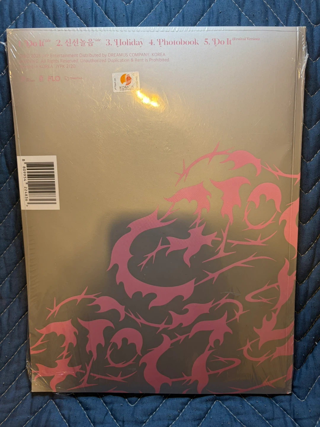 Sealed Stray Kids Do it Skz It Tape Album Book CD - photo 2