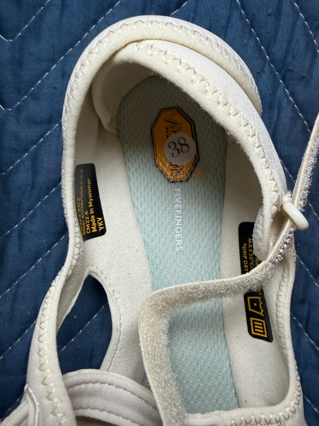 New Vibram Fivefingers Women Size US 7-7.5 - photo 3