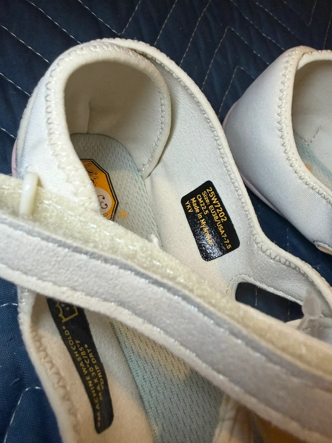 New Vibram Fivefingers Women Size US 7-7.5 - photo 5