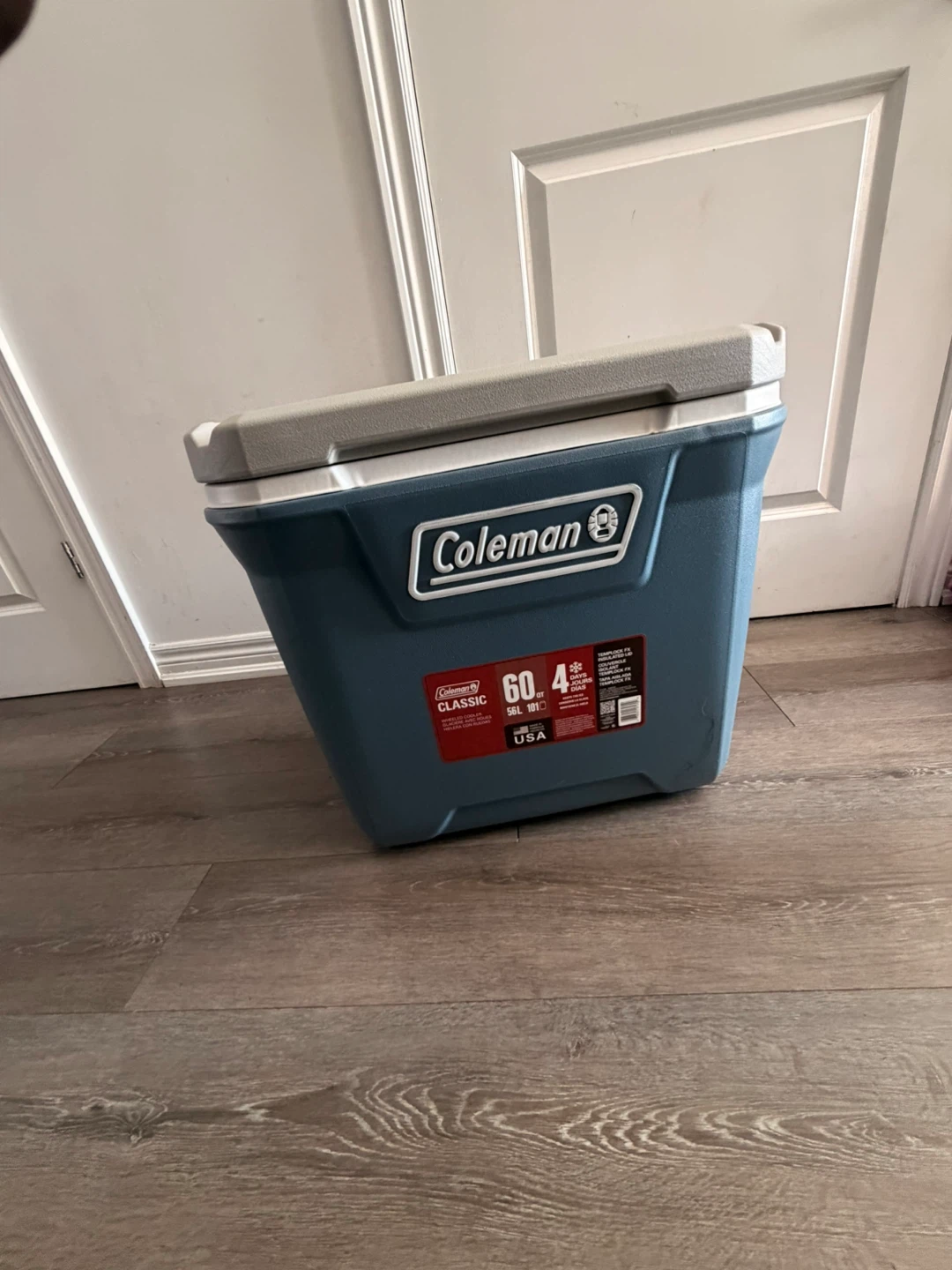 Coleman Classic 60-Quart Wheeled Cooler (NEVER USED)