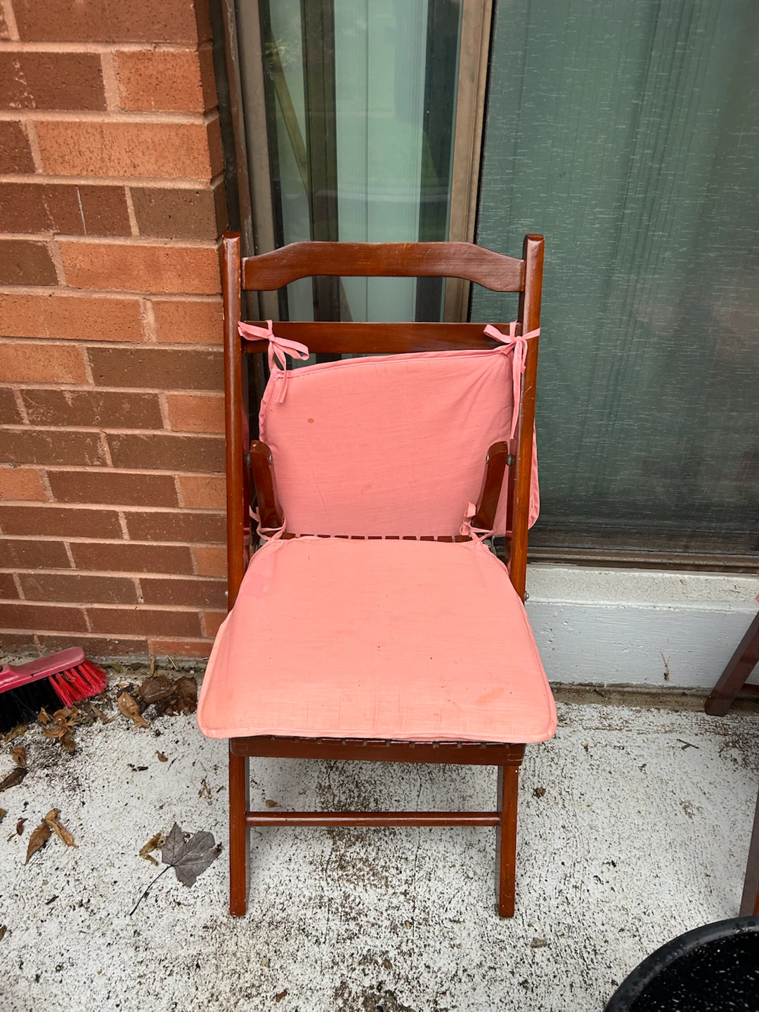 Wooden folding chairs