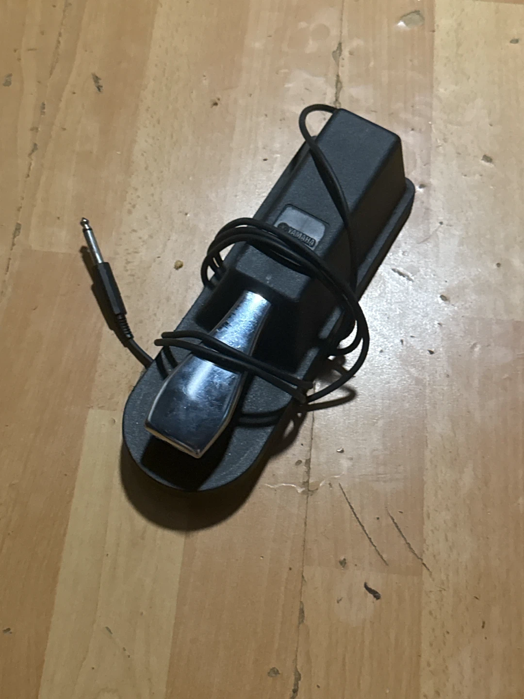 YAMAHA Sustain pedal