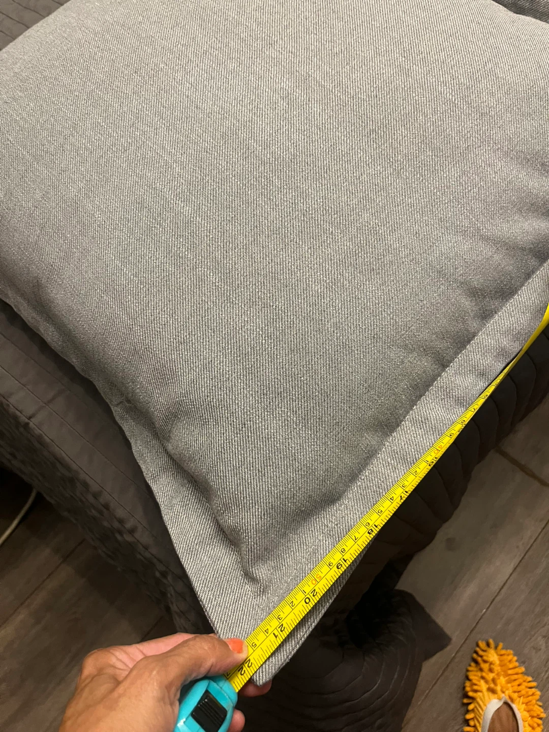 Set of 3 large Grey Throw Pillows - photo 3