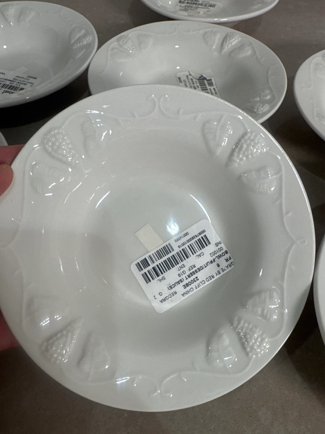 Red Cliff Ironstone Grape Bowls - Set of 7 - photo 2