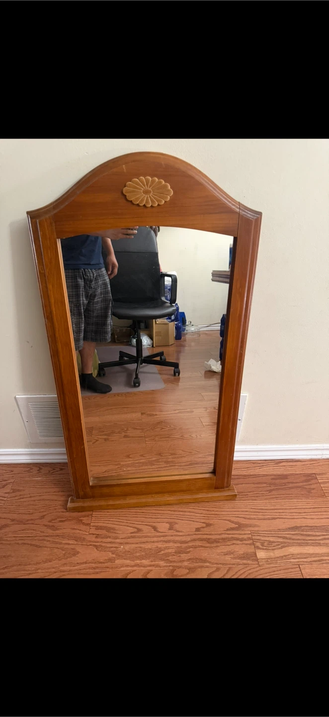 Beautiful Light Wood Mirror - photo 4