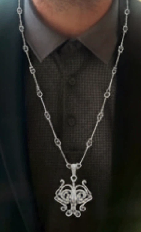 Silver Toned Pendant Necklace - photo 3