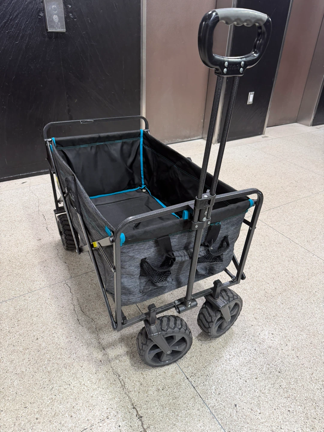 Folding Outdoor Utility Wagon