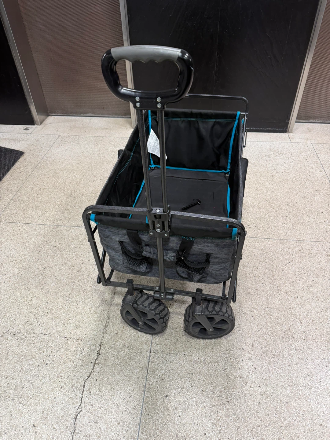 Folding Outdoor Utility Wagon - photo 2