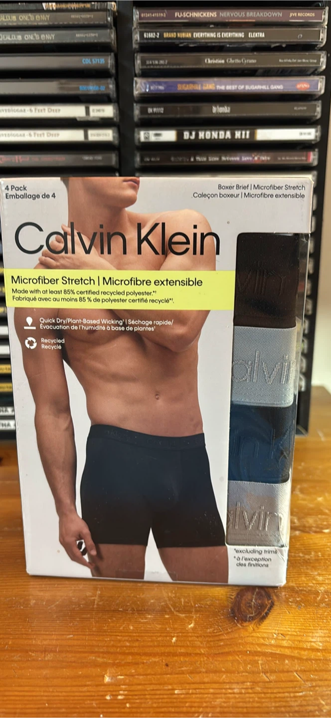 Calvin Klein 4 Pack Boxer Briefs SIZE SMALL