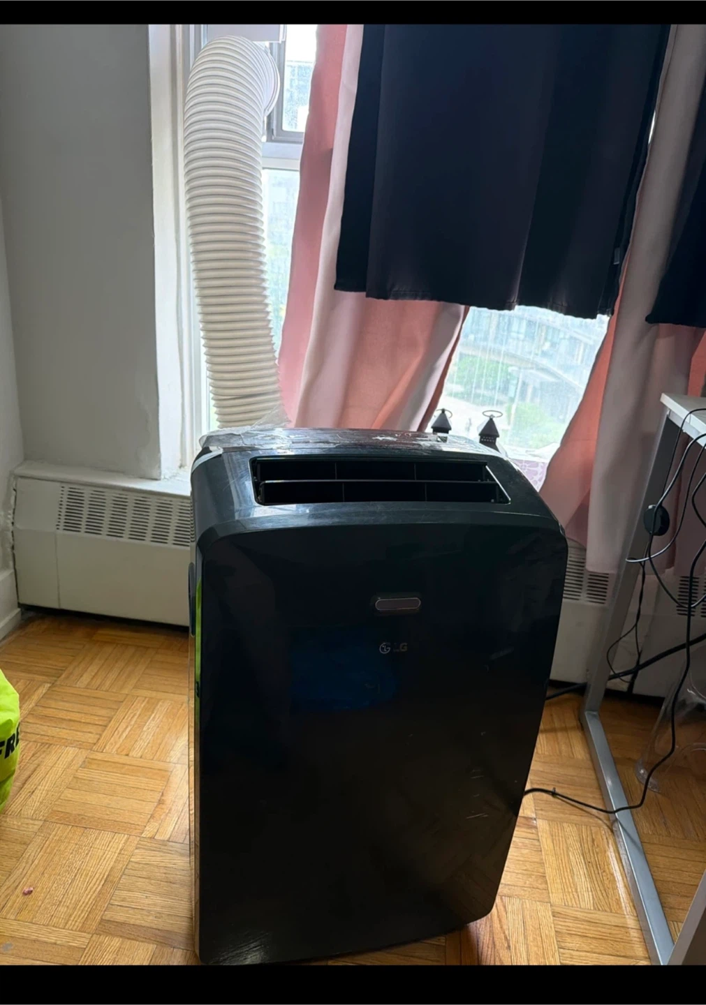 LG Portable Air Conditioner LP0821GSB