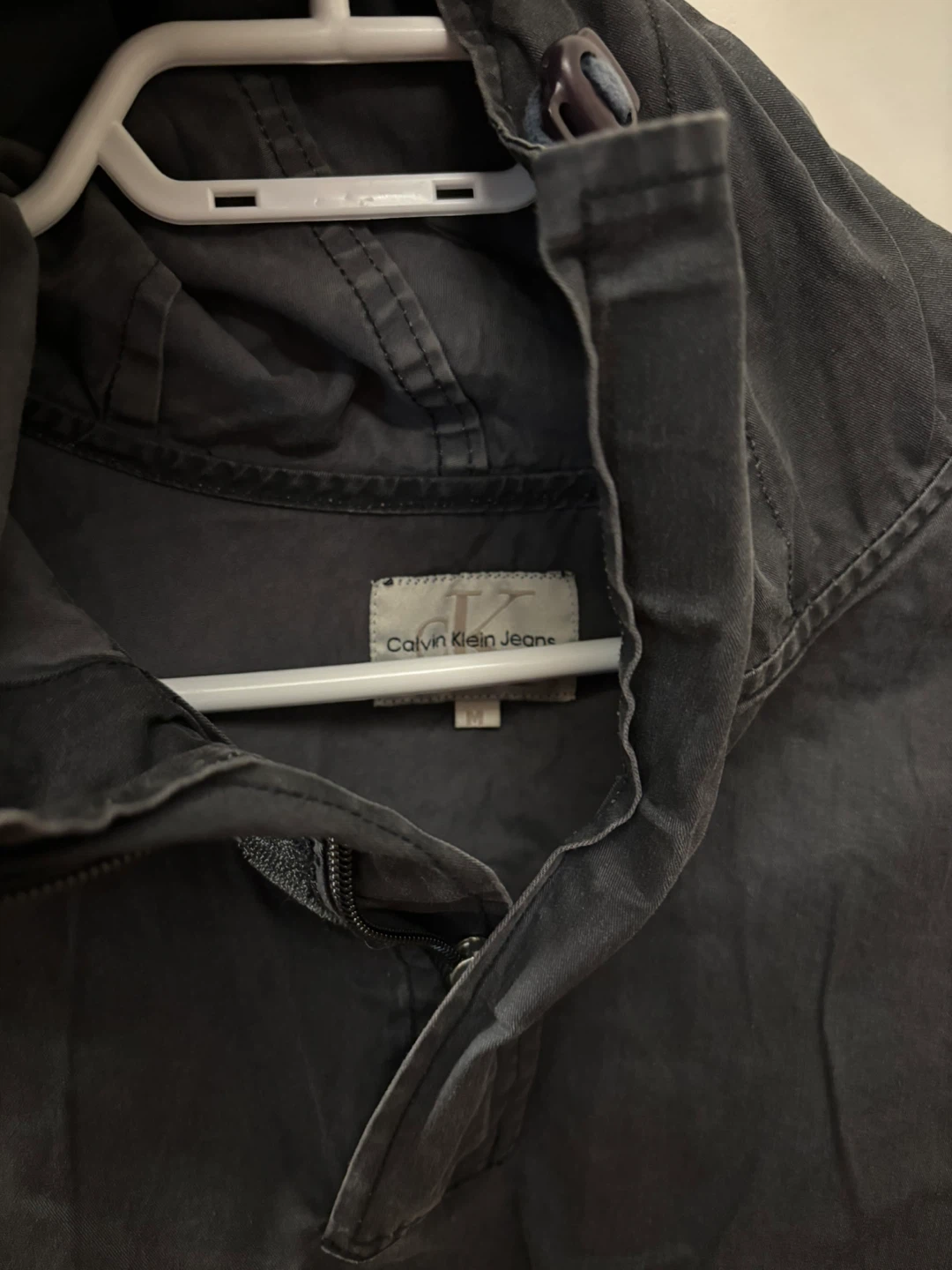 Calvin Klein Jeans Pullover Hooded Jacket - Grey - M - photo 2