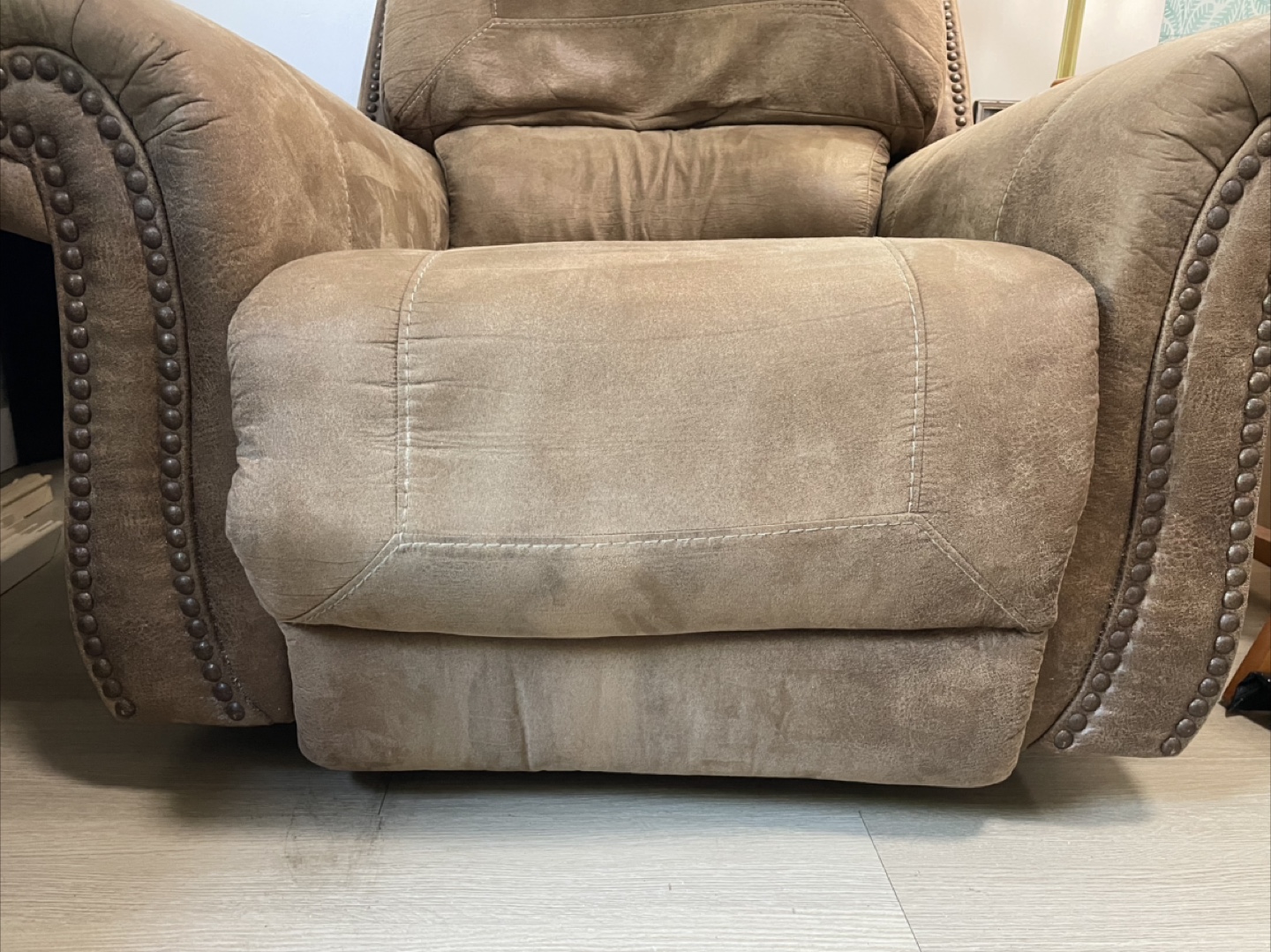 Recliner Chair (Surrey Pick Up) - photo 5