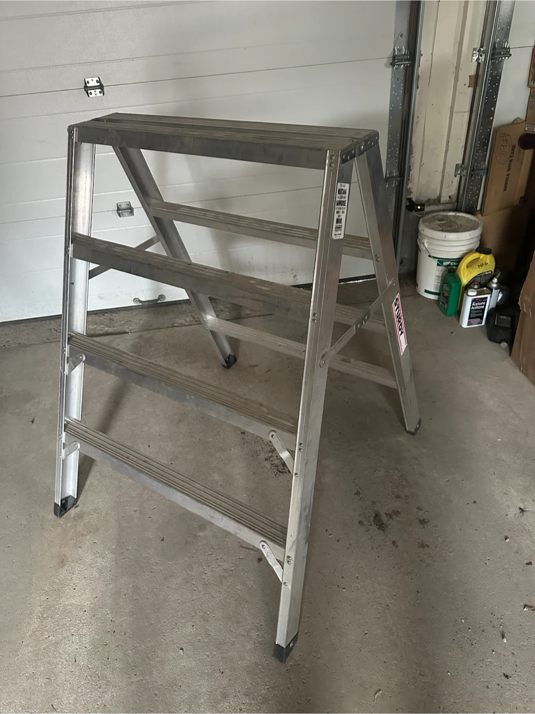 Mustang Sawhorse Step Ladder - photo 2