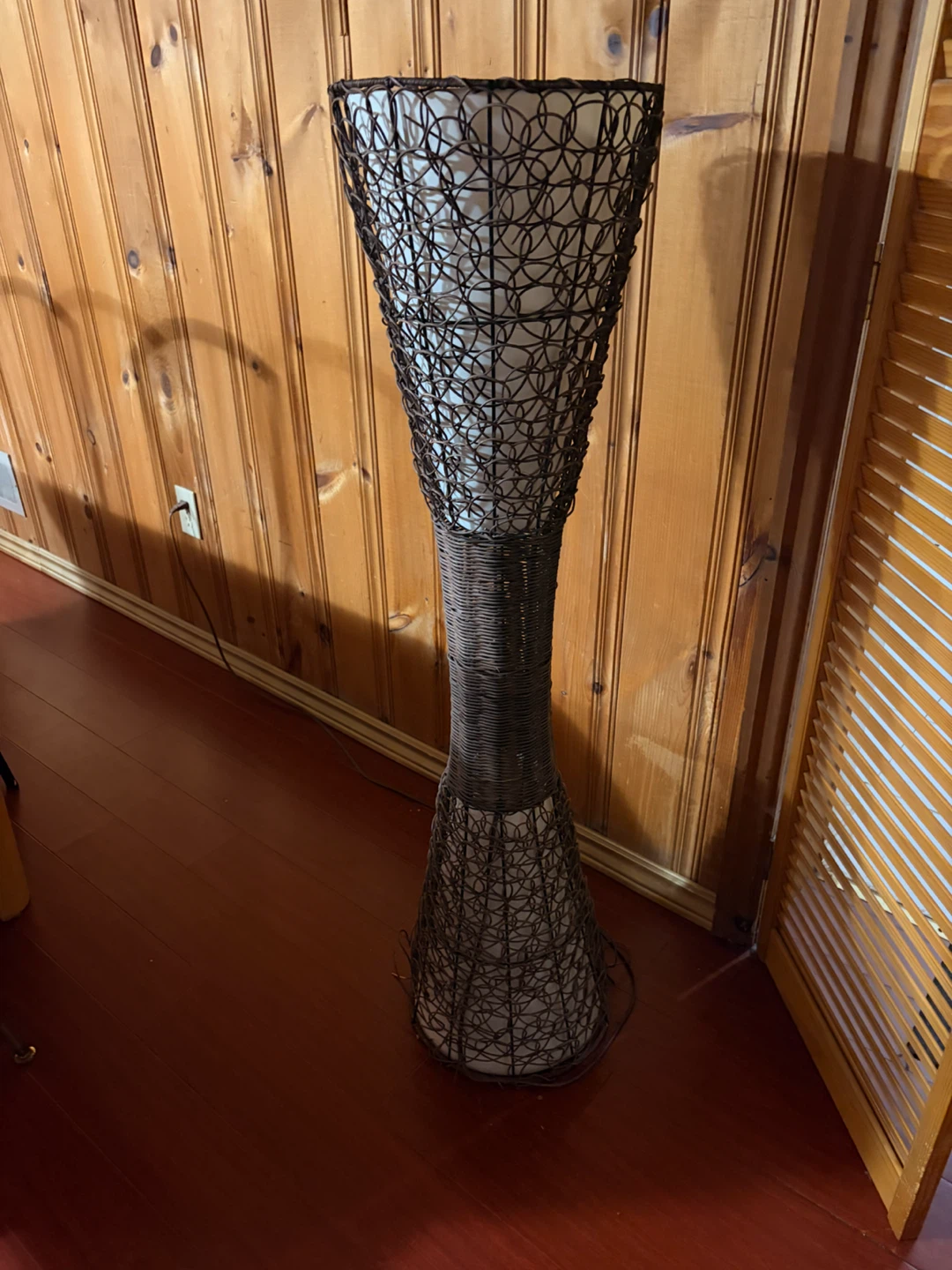 Wisteria Craft Wooden Floor Lamp - photo 3